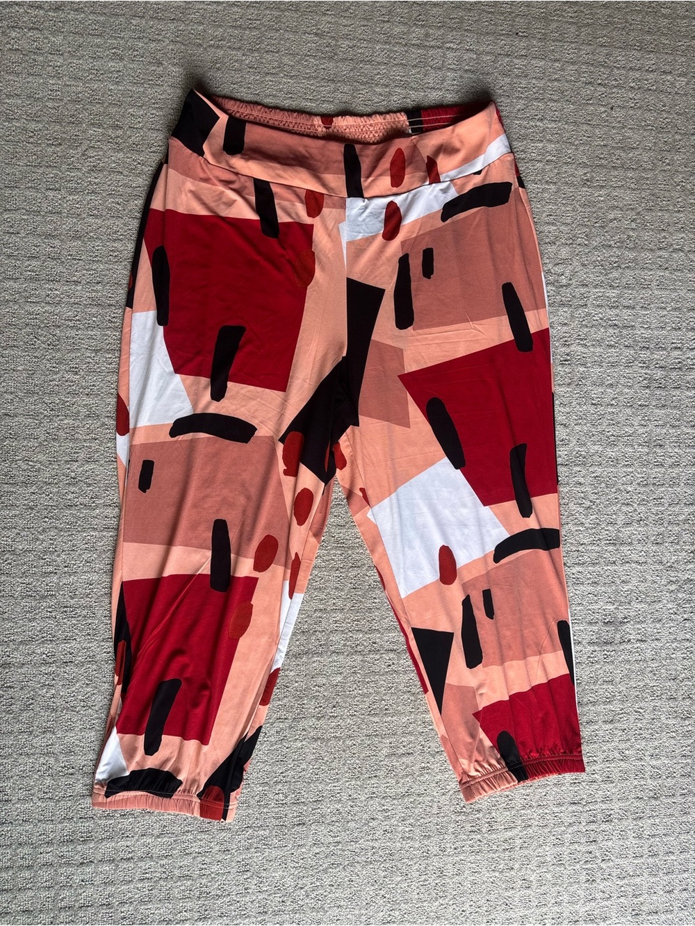 Antthony Women’s Abstract Joggers
